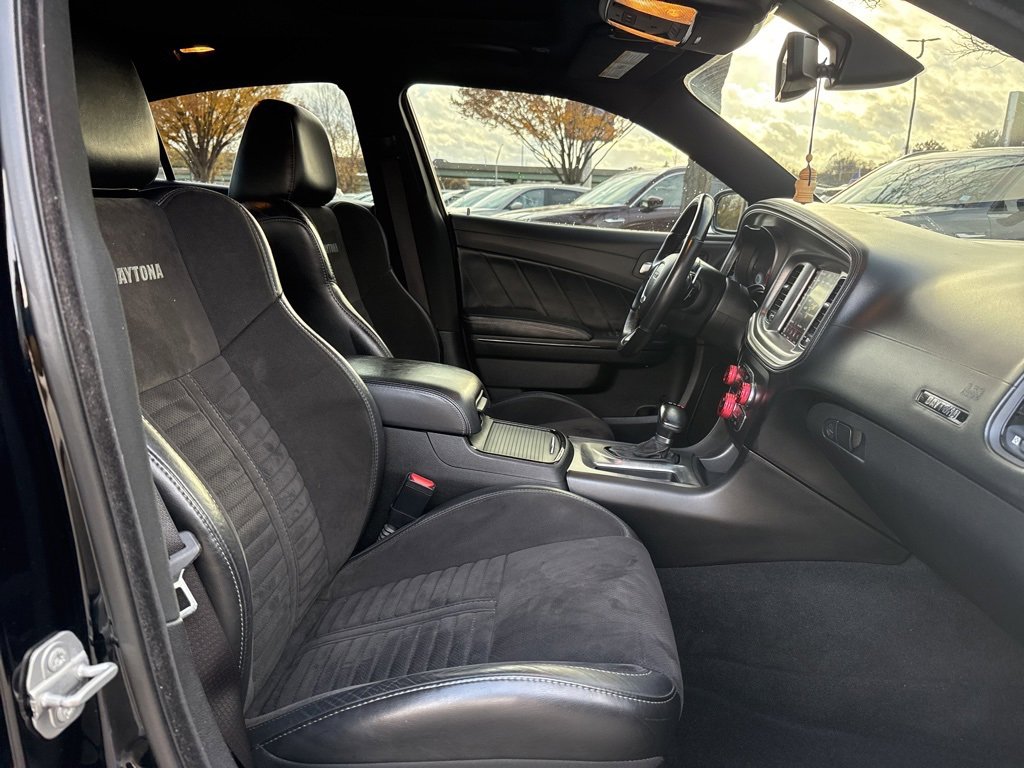Used 2019 Dodge Charger Scat Pack w/ Daytona Edition Group image 31