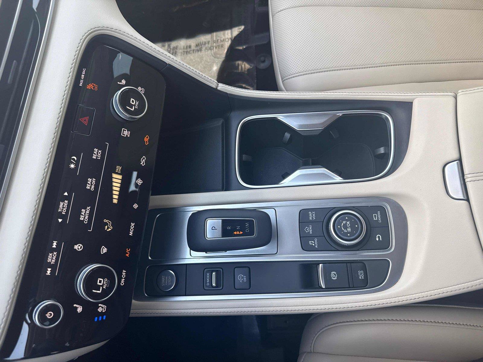 Used 2025 INFINITI QX60 Luxe w/ Lighting Package (N94) FWD image 23