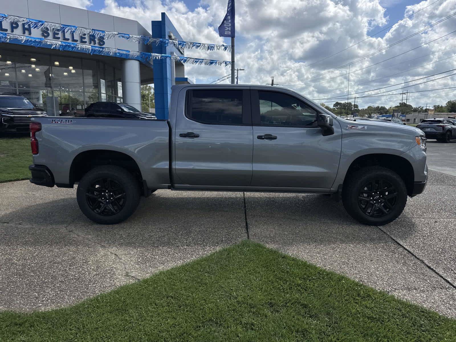 New 2026 Chevrolet Silverado 1500 LT Trail Boss w/ LT Trail Boss Premium Package AWD/4WD image 6