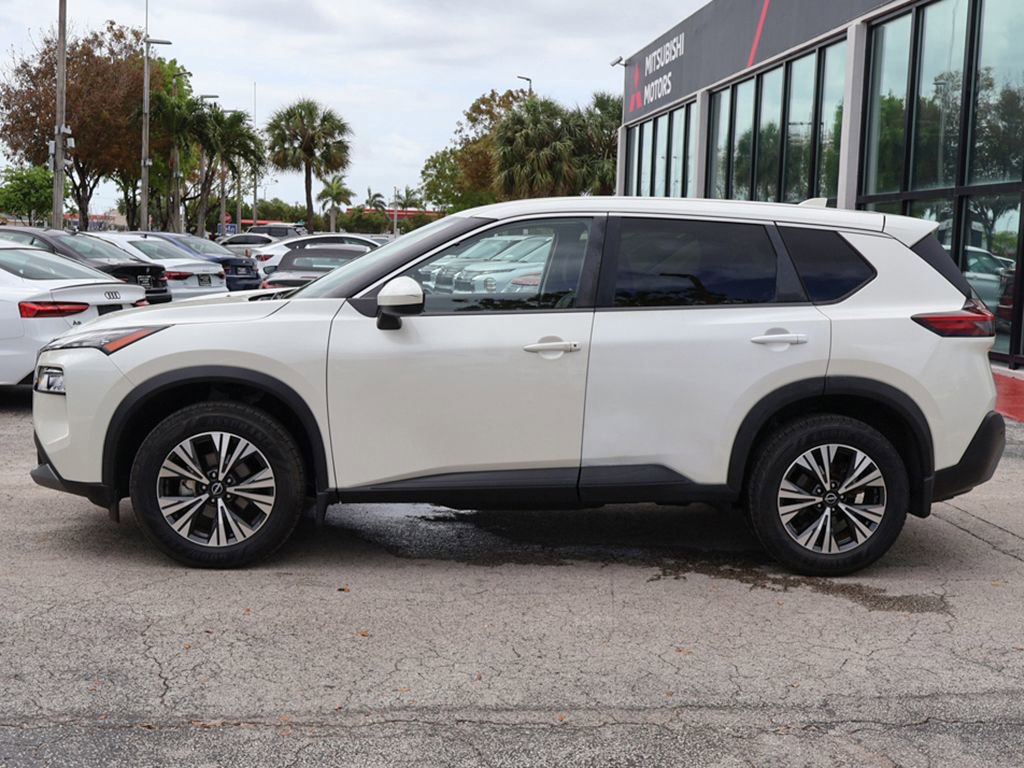 Used 2023 Nissan Rogue SV FWD image 14