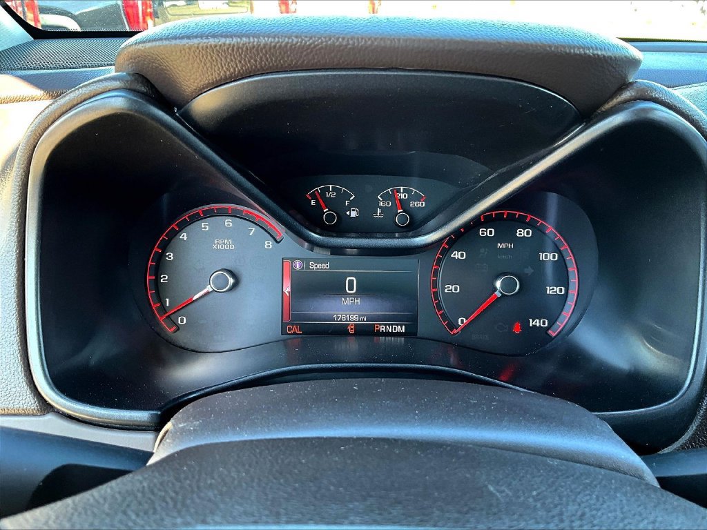 Used 2015 GMC Canyon SLT w/ Driver Alert Package AWD/4WD image 16