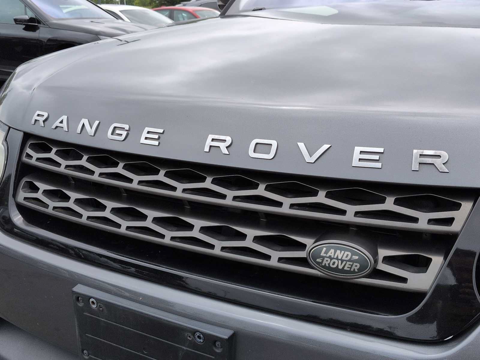 Used 2016 Land Rover Range Rover Sport SE AWD/4WD image 12