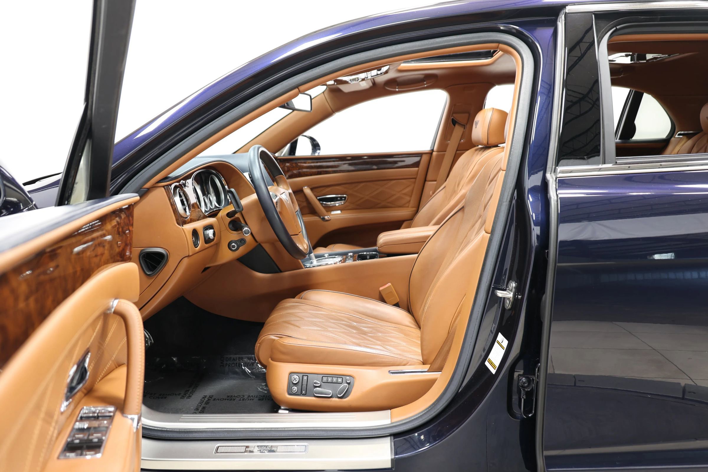 Used 2014 Bentley Flying Spur W12 image 13