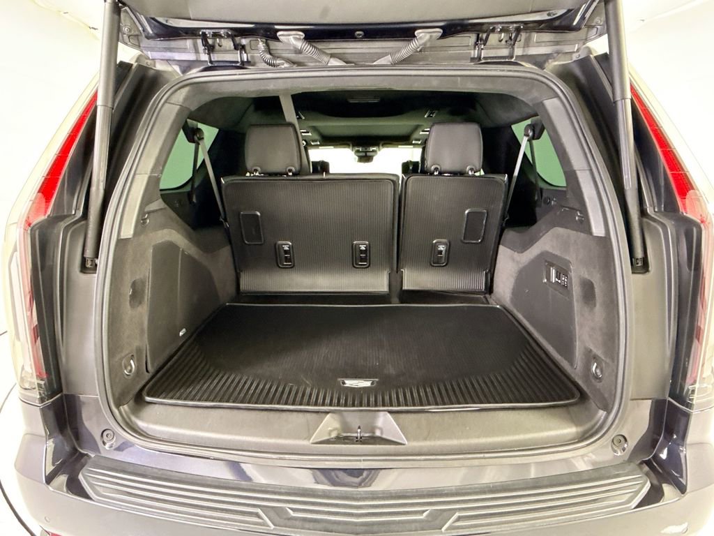 Used 2023 Cadillac Escalade ESV Sport Platinum w/ LPO, ONYX Package image 27