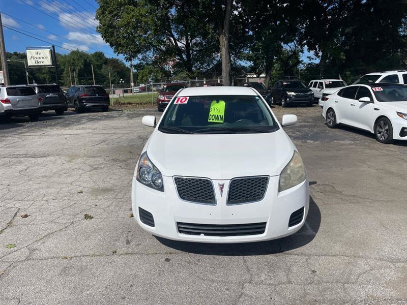 Used 2010 Pontiac Vibe w/ Preferred Package FWD image 2