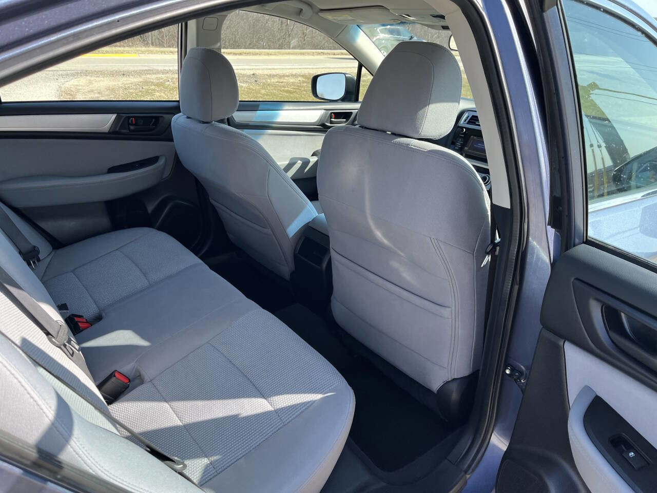 Used 2018 Subaru Legacy 2.5i AWD/4WD image 29