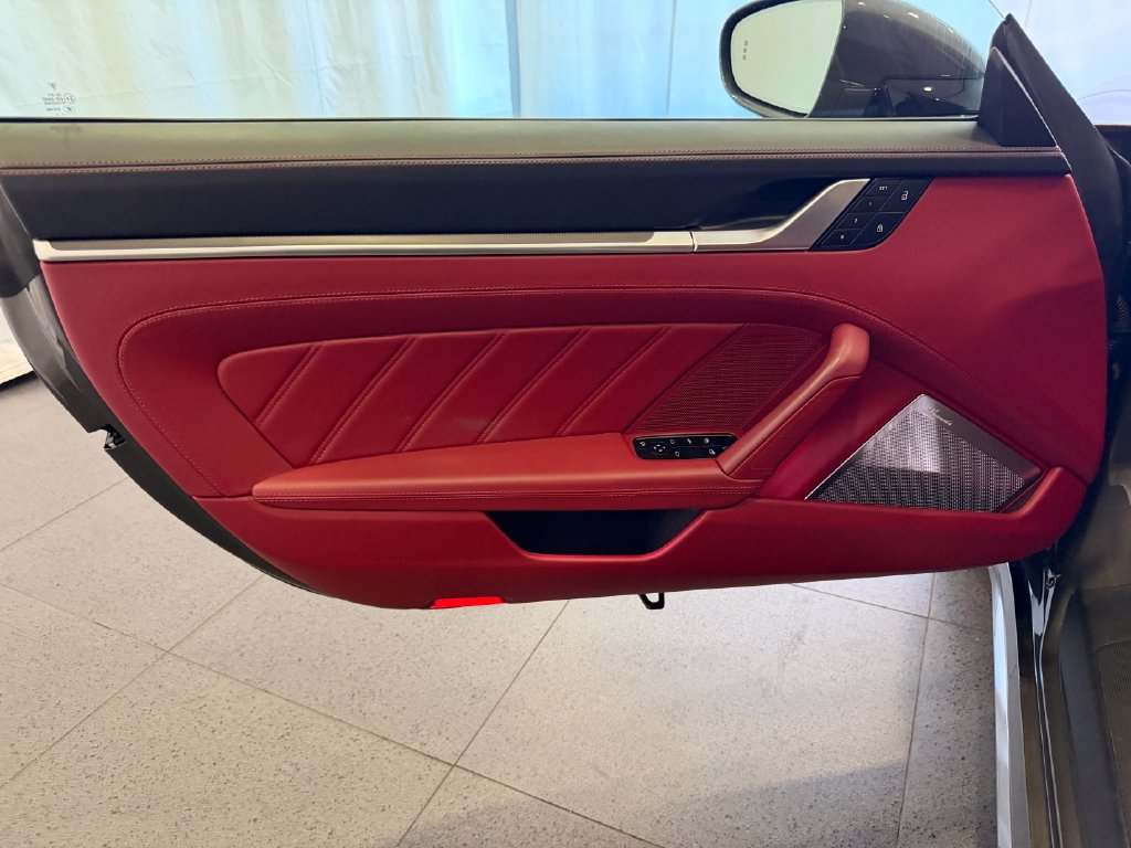 Certified 2024 Porsche 911 Turbo AWD/4WD image 16