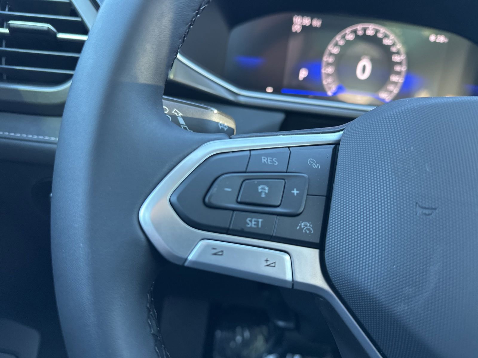 New 2026 Volkswagen Taos SE image 42