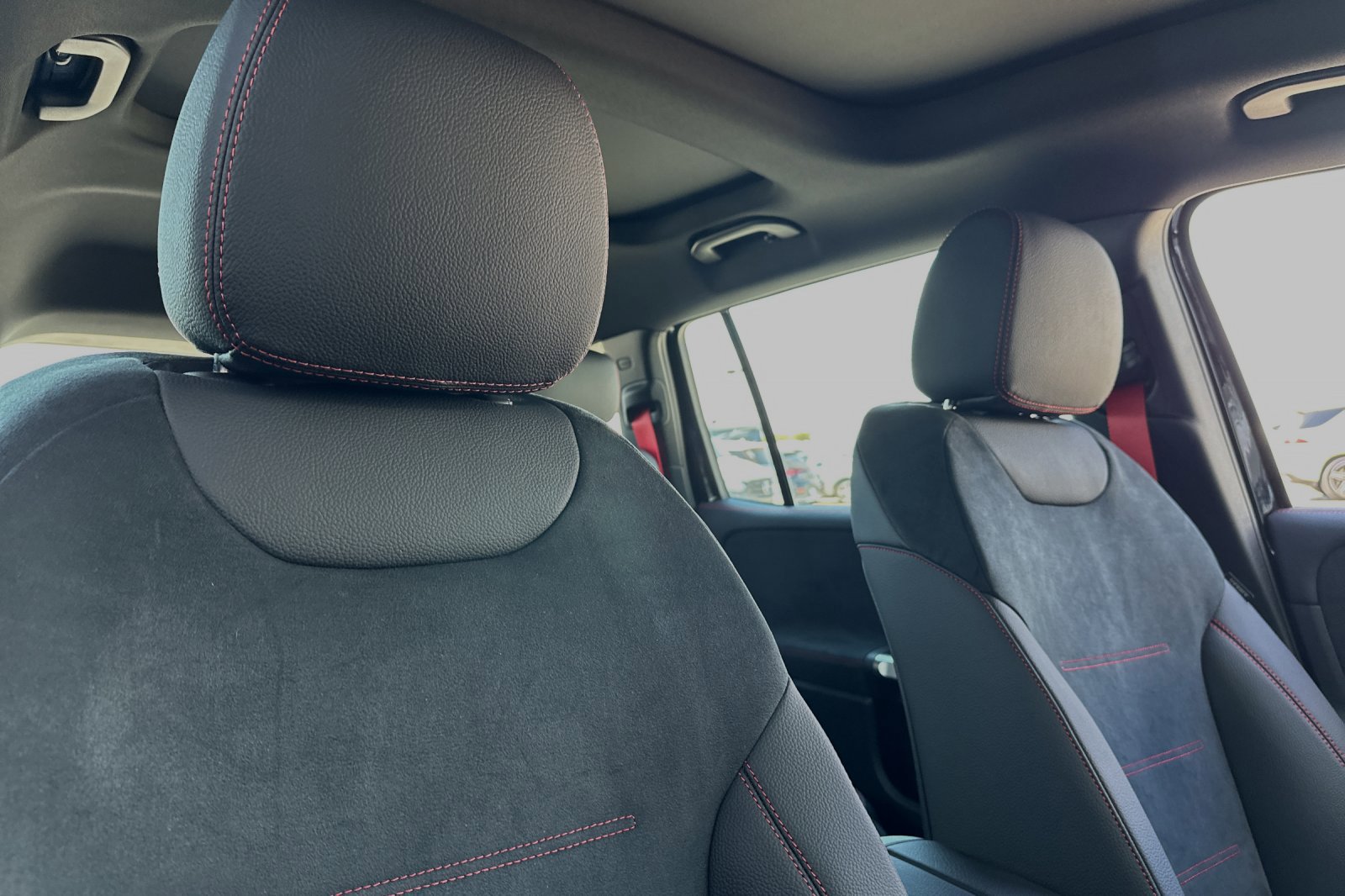 New 2025 Mercedes-Benz GLB 35 AMG 4MATIC image 31