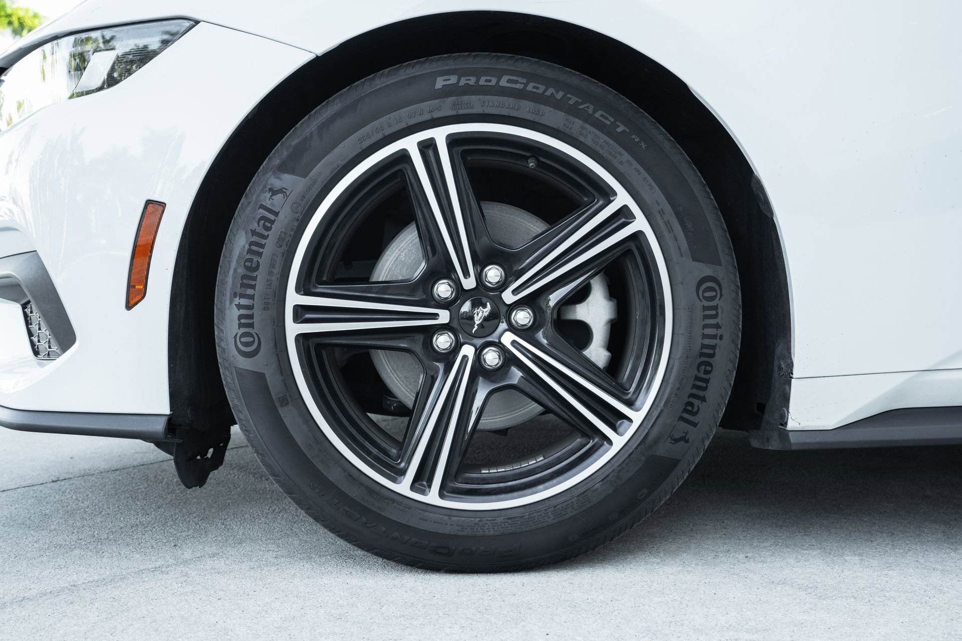 Used 2024 Ford Mustang Convertible image 14