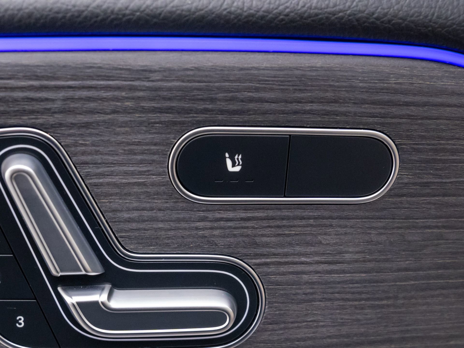 Used 2023 Mercedes-Benz GLB 250 4MATIC image 25