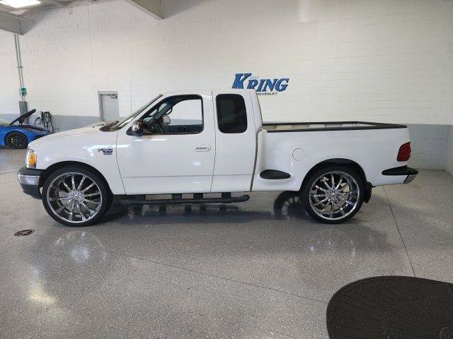 Used 2001 Ford F150 XL RWD image 2