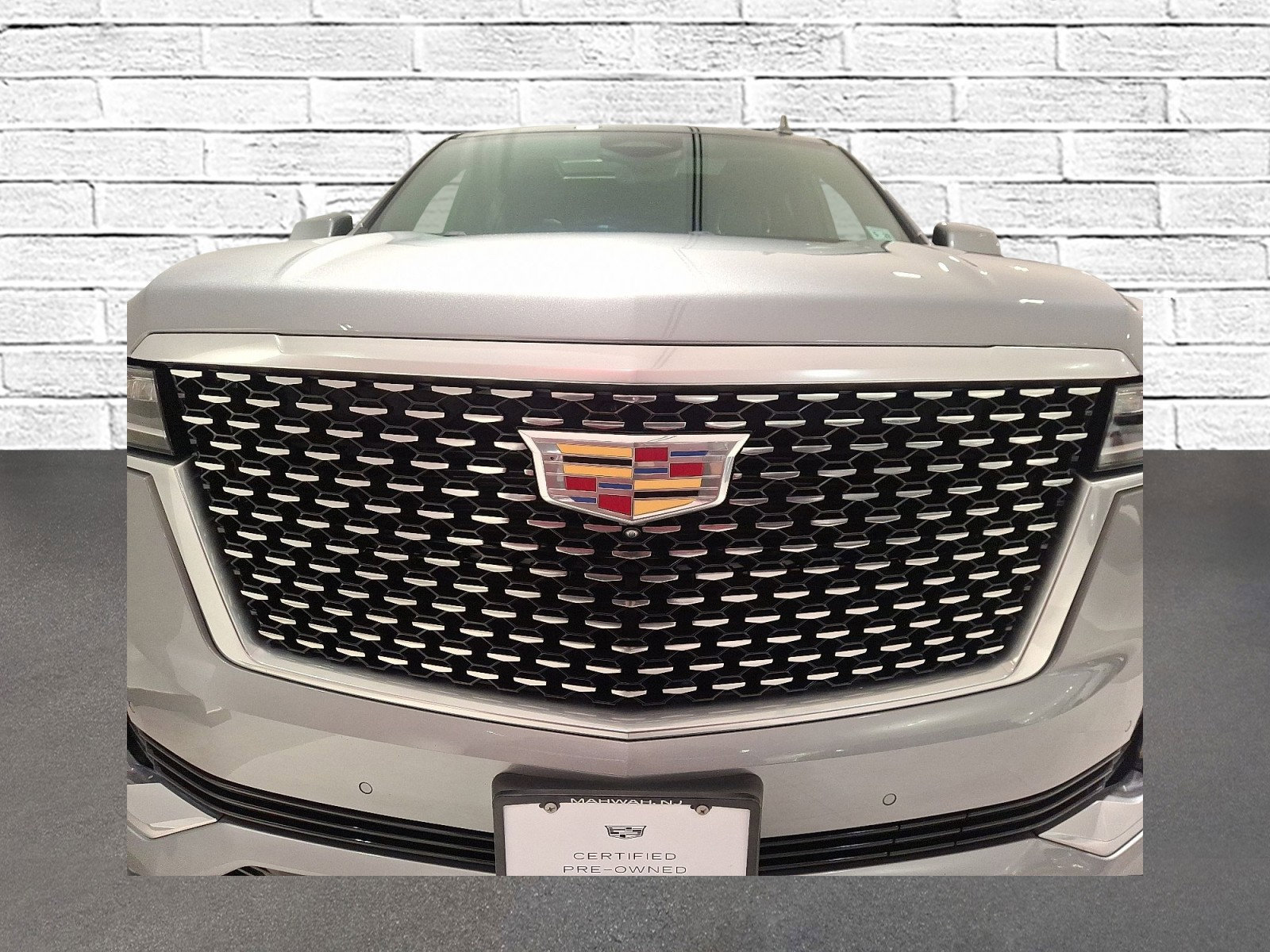 Certified 2023 Cadillac Escalade ESV Premium Luxury image 8