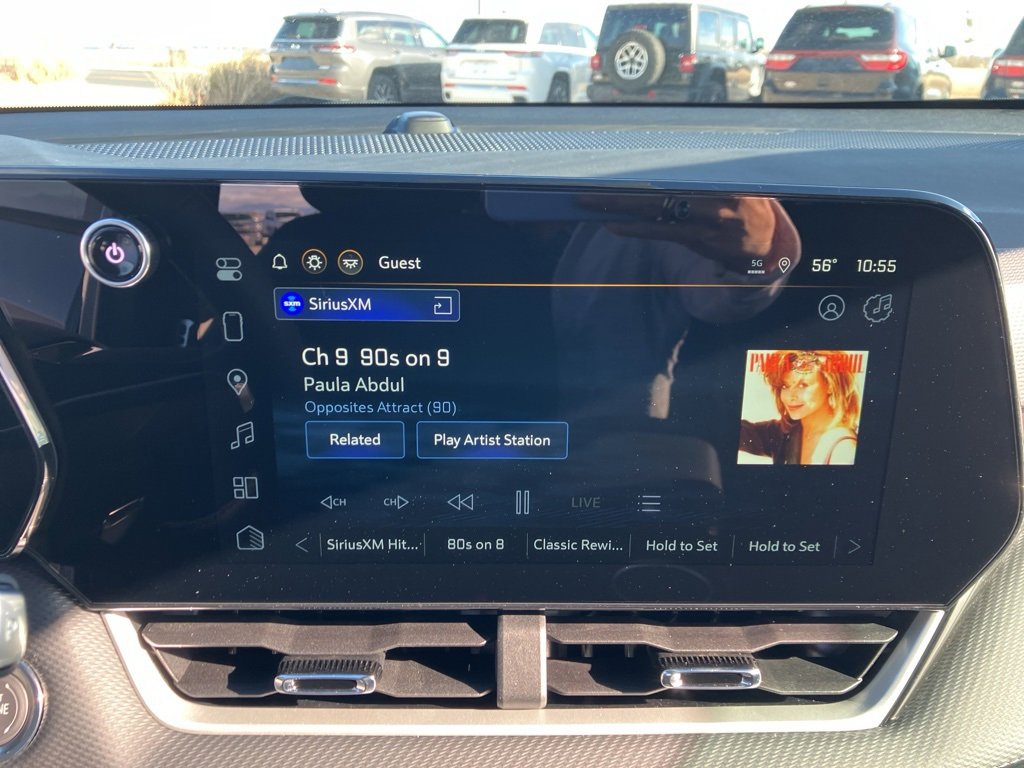 New 2026 Chevrolet Equinox LT image 13