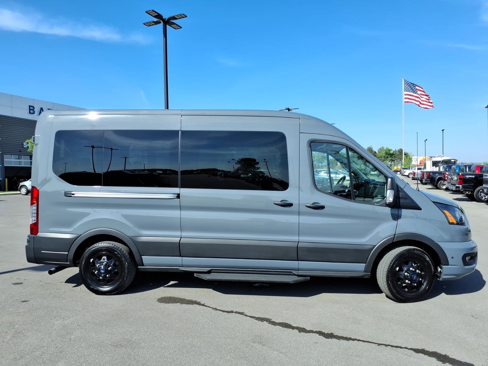 Used 2024 Ford Transit 350 XLT image 2