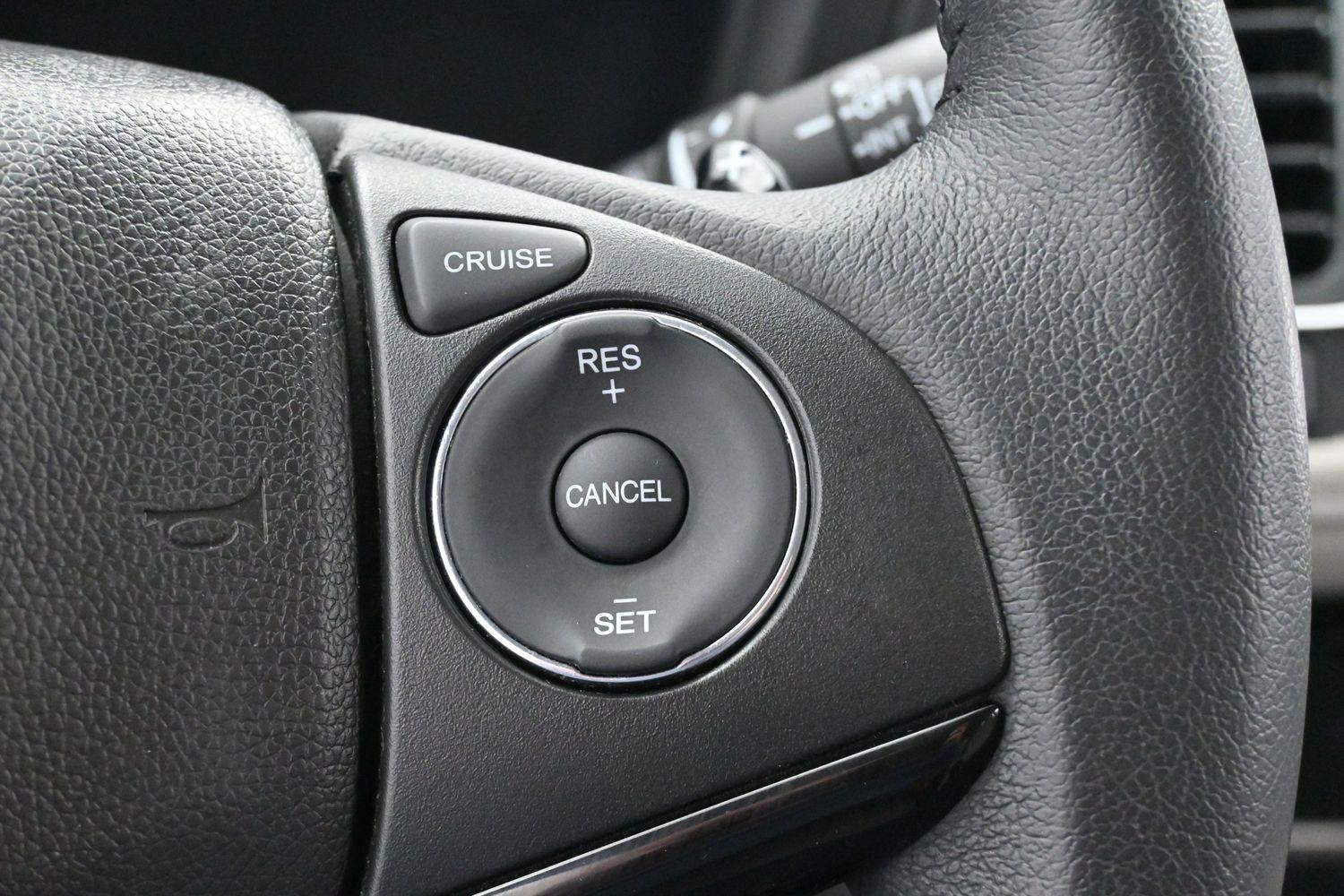 Used 2018 Honda HR-V EX-L image 18