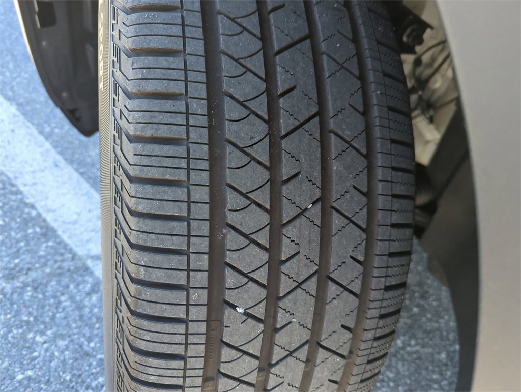 Used 2025 Volkswagen Atlas SEL Premium R-Line image 48