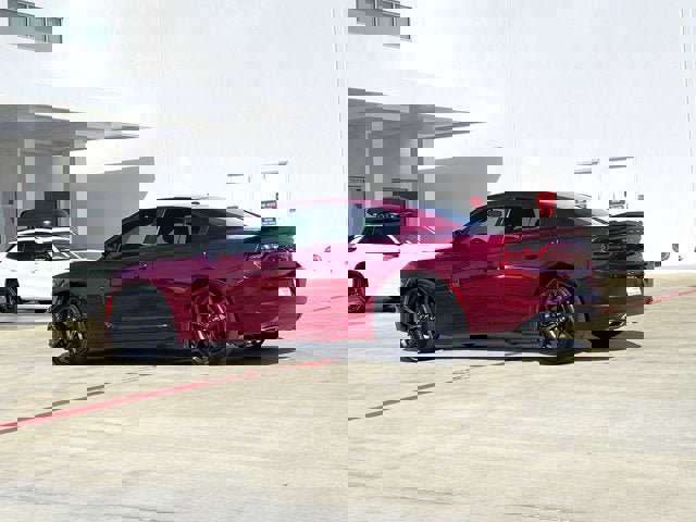 Used 2019 Dodge Charger SXT w/ Blacktop Package image 4