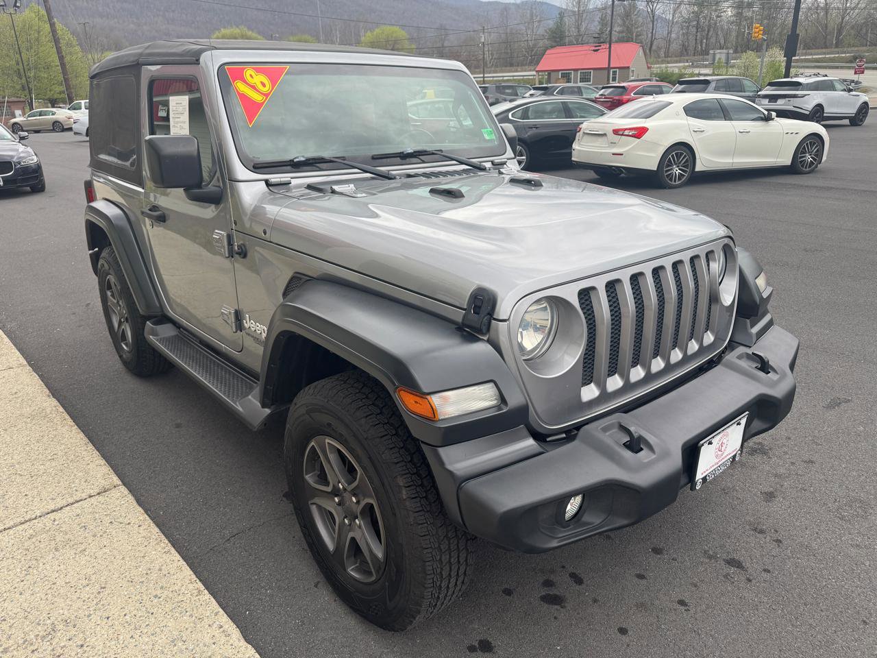 Used 2018 Jeep Wrangler Sport image 8