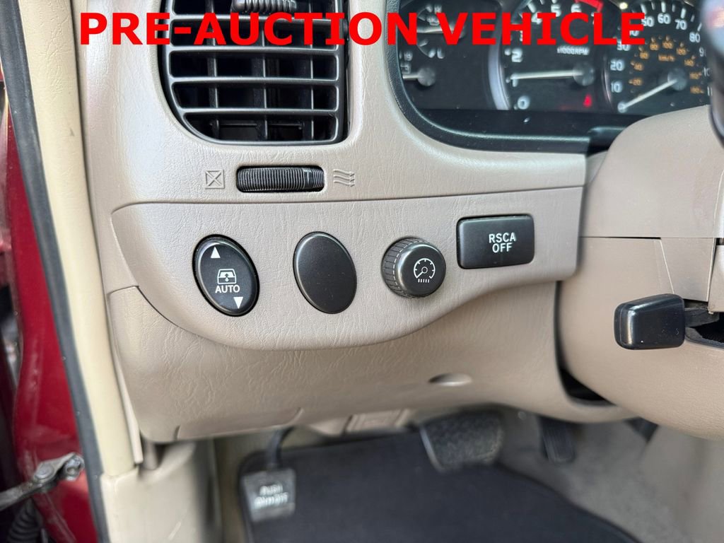 Used 2007 Toyota Sequoia SR5 AWD/4WD image 25