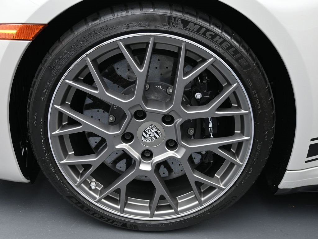 Used 2024 Porsche 911 Targa 4S image 24