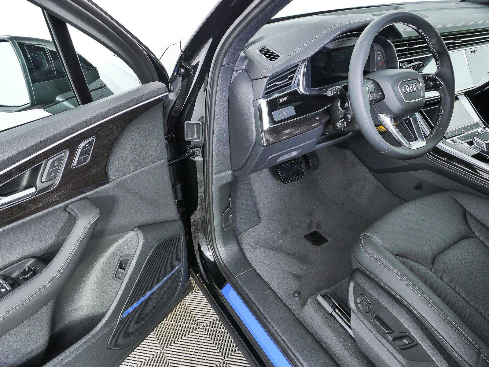 New 2026 Audi Q7 2.0T Premium Plus AWD/4WD image 77