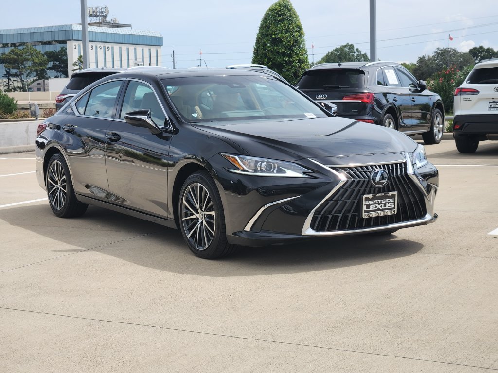 Certified 2024 Lexus ES 350 w/ Premium Package FWD image 3