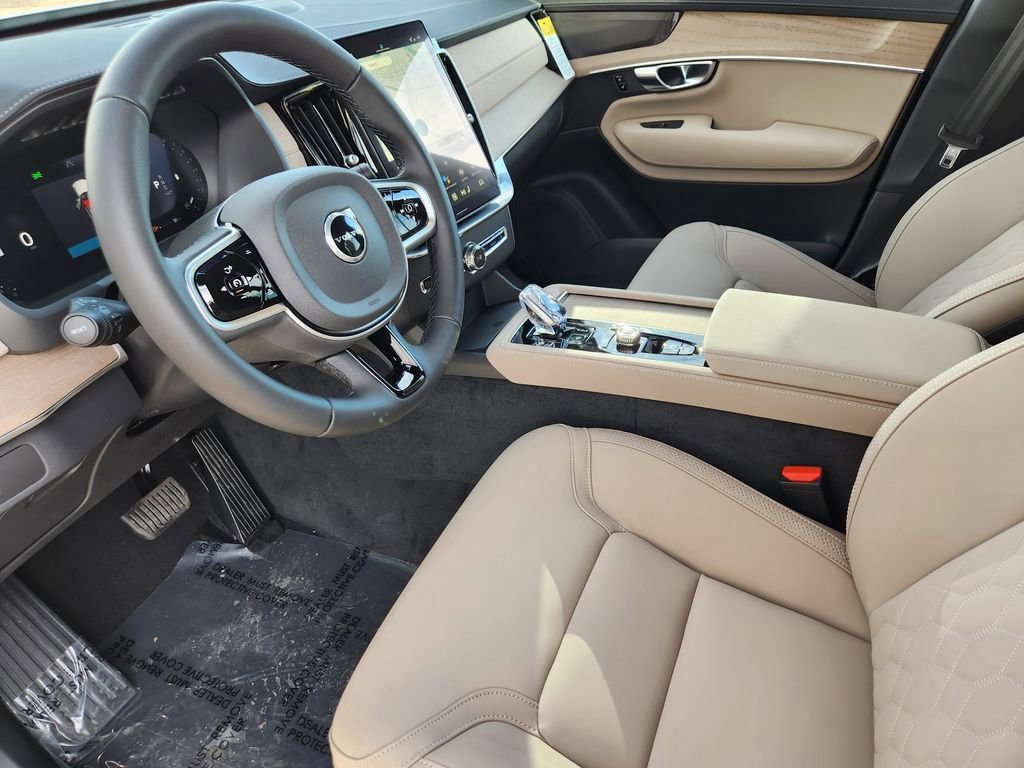 New 2026 Volvo XC90 B6 Plus w/ Protection Package Premier AWD/4WD image 8