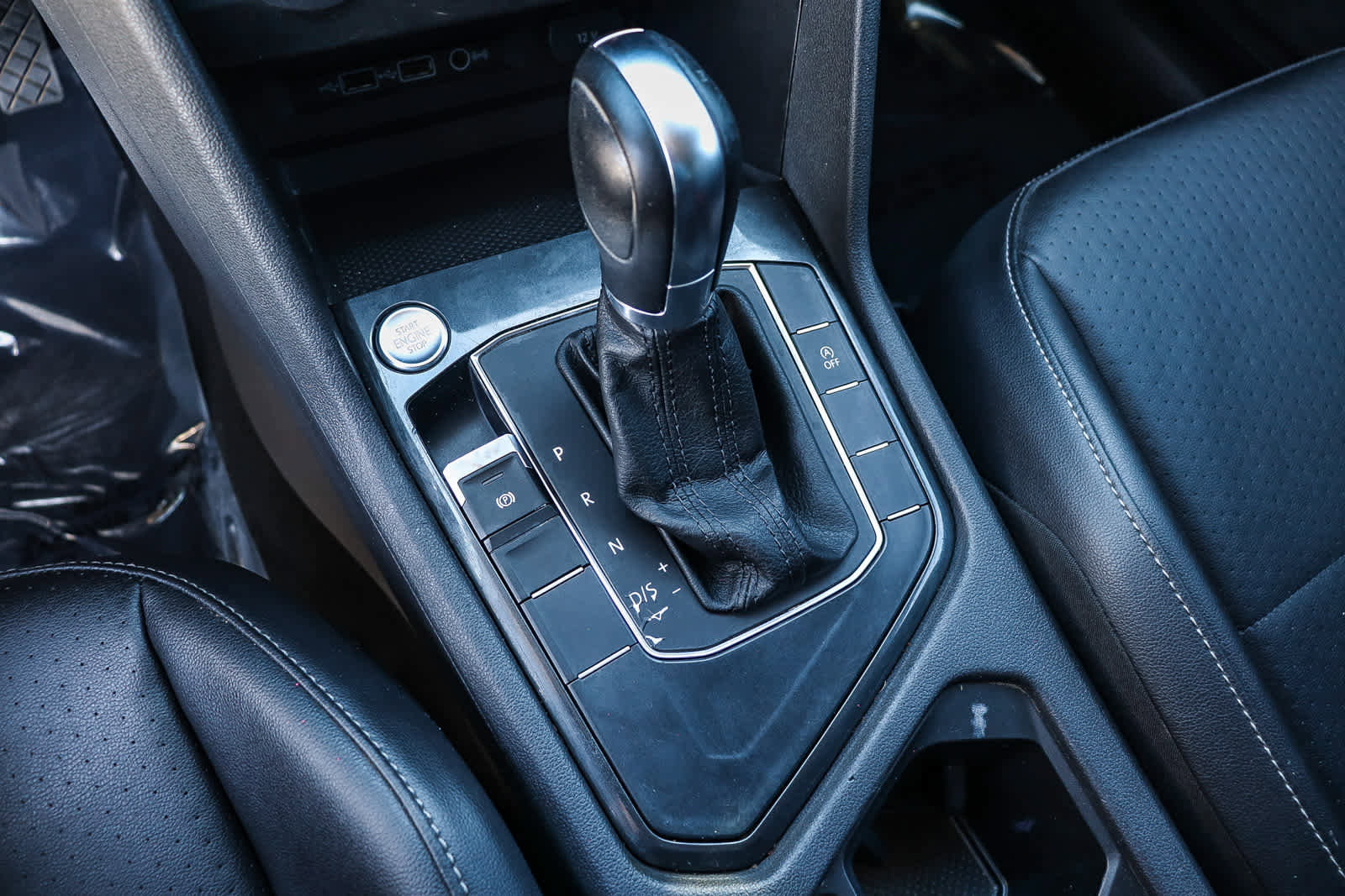 Used 2019 Volkswagen Tiguan SE image 21