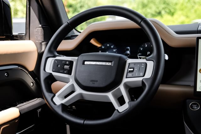 Used 2026 Land Rover Defender 110 S AWD/4WD image 19