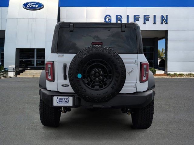 New 2026 Ford Bronco Outer Banks w/ Sasquatch Package image 8