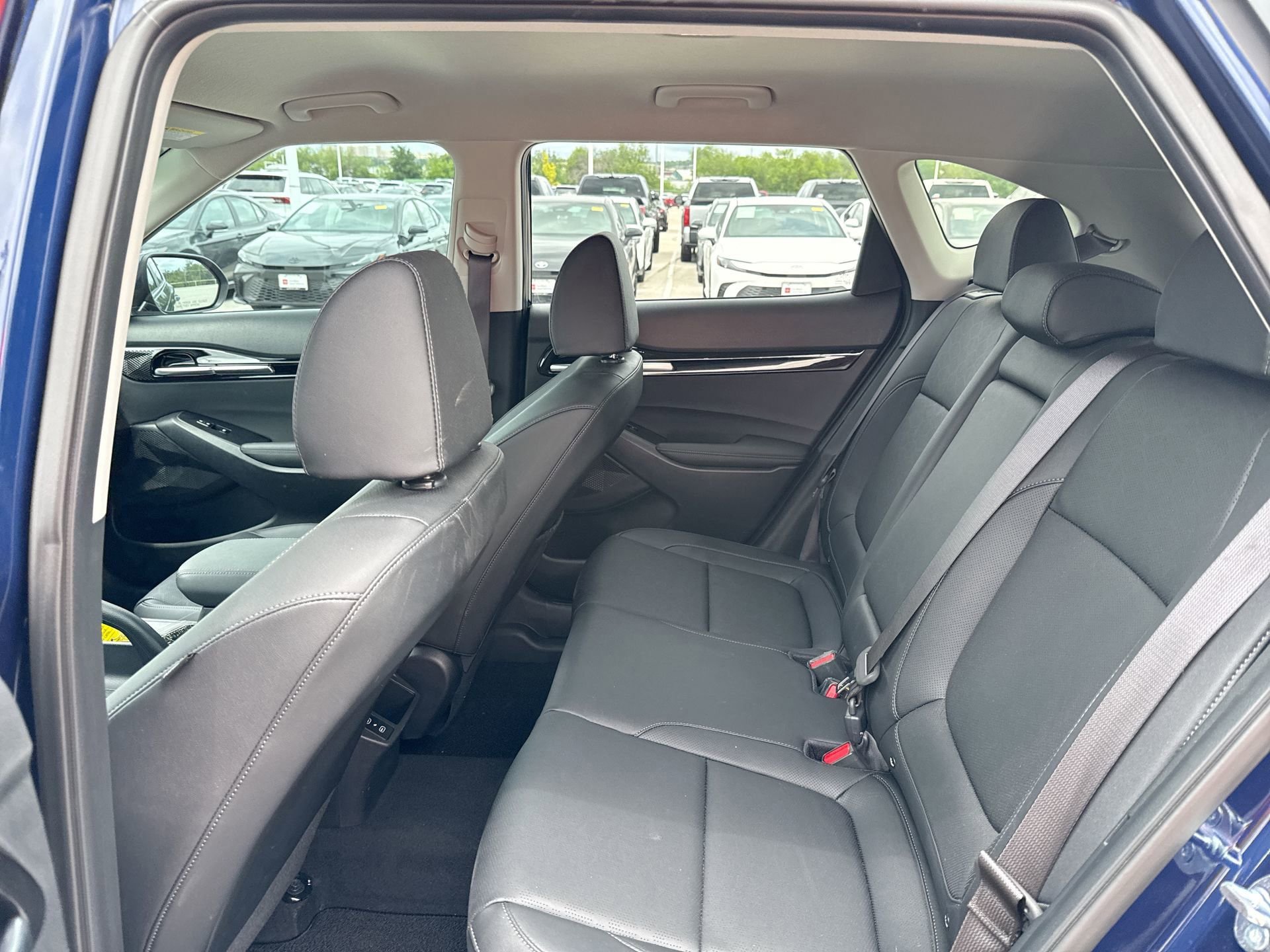 Used 2026 Kia Seltos EX FWD image 23
