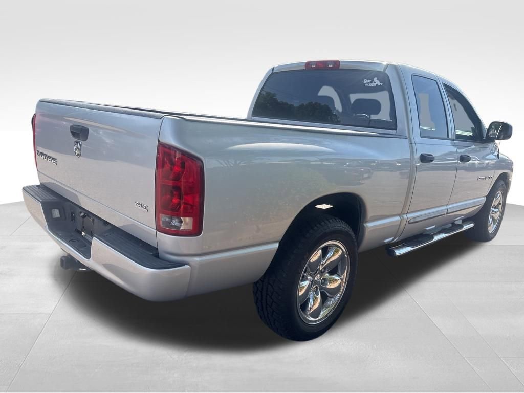 Used 2004 Dodge Ram 1500 Truck SLT w/ Quad Cab Value Group image 7