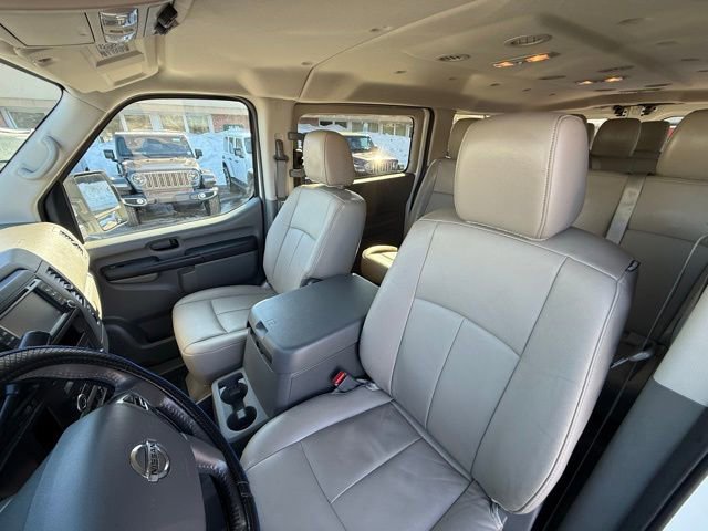 Used 2016 Nissan NV 3500 SL image 24