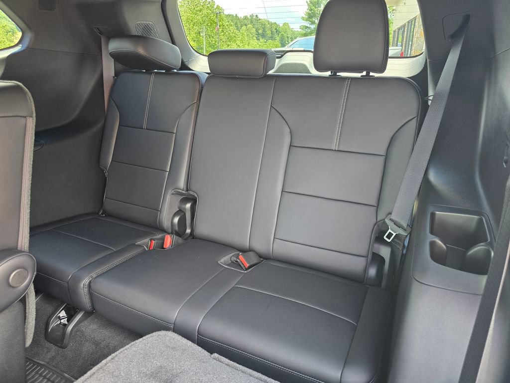 New 2026 GMC Acadia Elevation w/ Black Edition FWD image 12