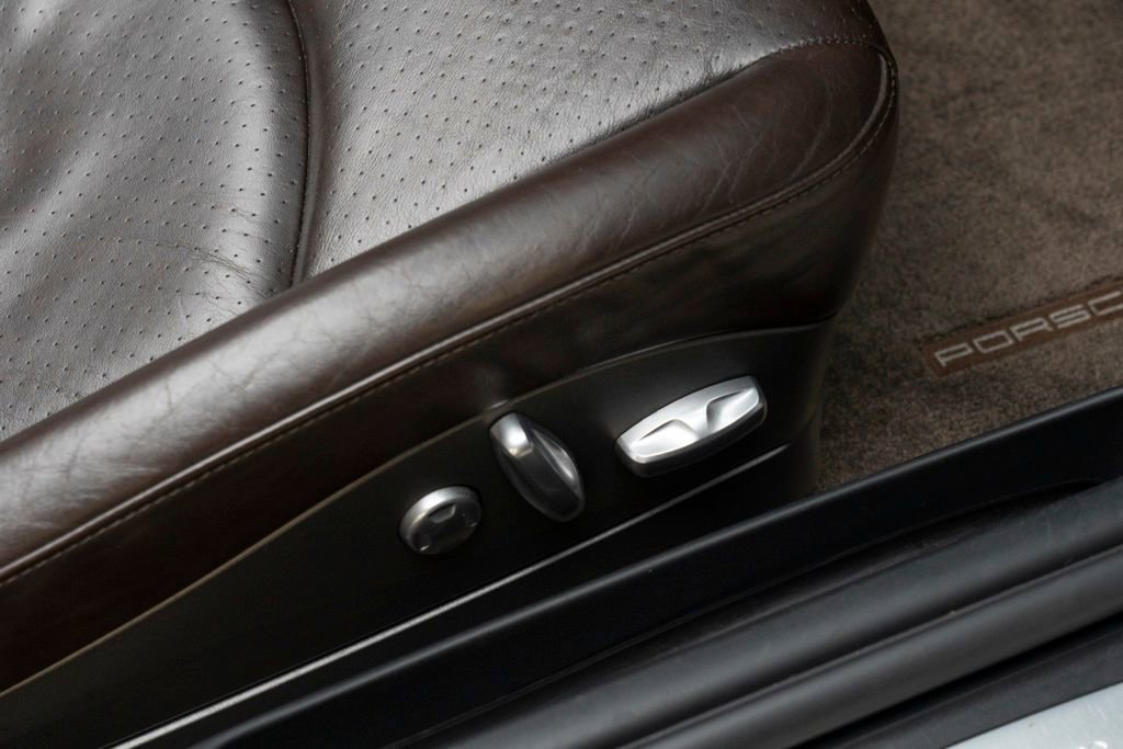 Used 2006 Porsche 911 Carrera image 48