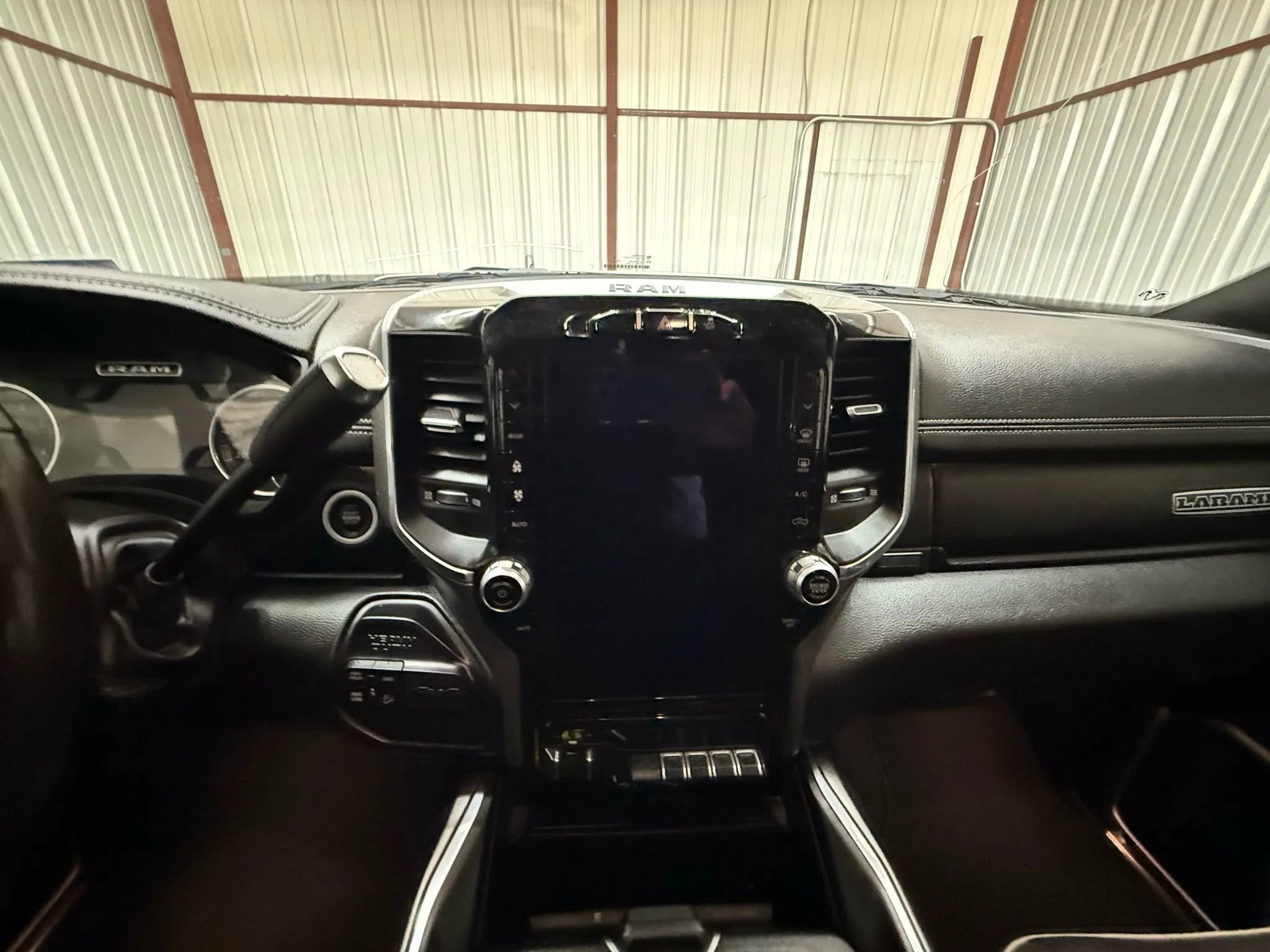 Used 2020 RAM 2500 Laramie image 17