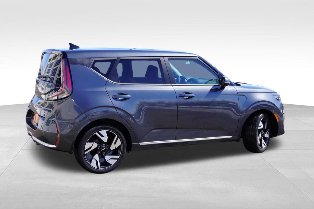 Certified 2023 Kia Soul GT-Line FWD image 4