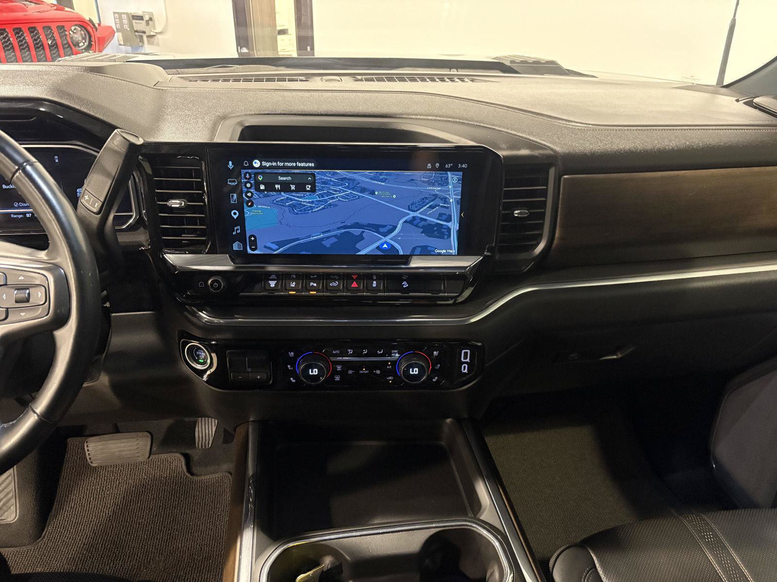 Used 2025 Chevrolet Silverado 2500 High Country w/ High Country Premium Package AWD/4WD image 26