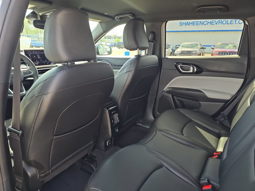 Used 2024 Jeep Compass Limited AWD/4WD image 29