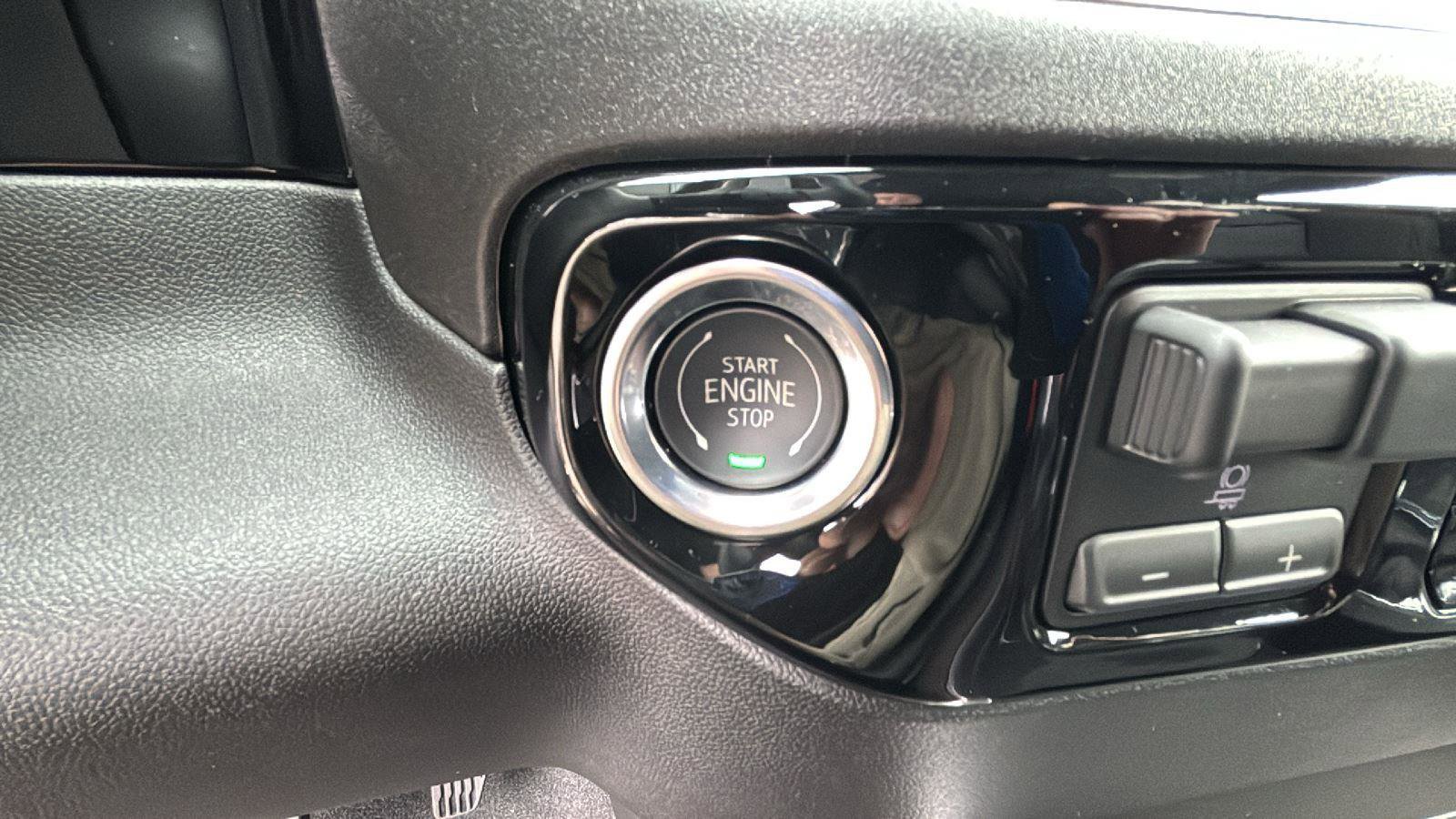 New 2026 GMC Sierra 1500 SLT w/ SLT Premium Plus Package image 11