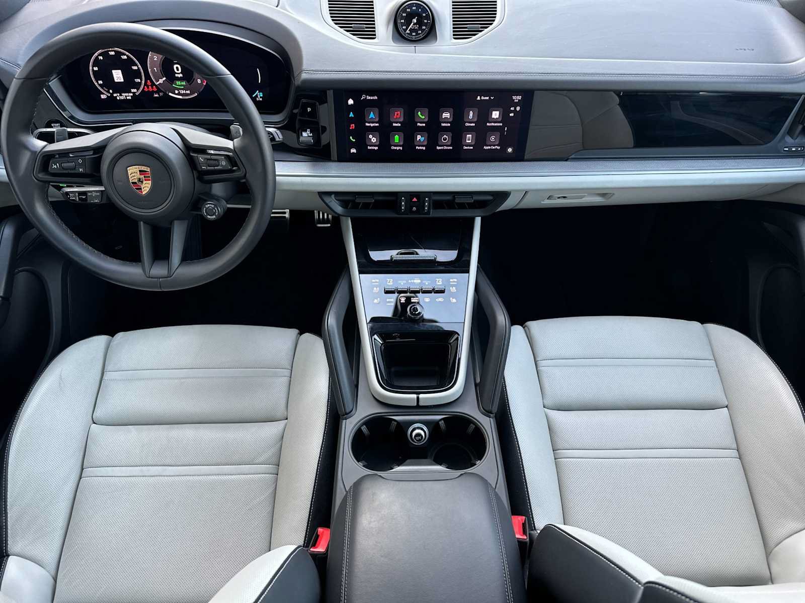 Used 2024 Porsche Cayenne S AWD/4WD image 6