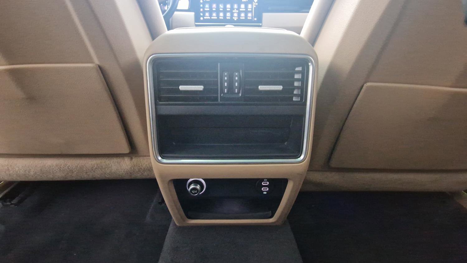 Used 2023 Porsche Cayenne image 23