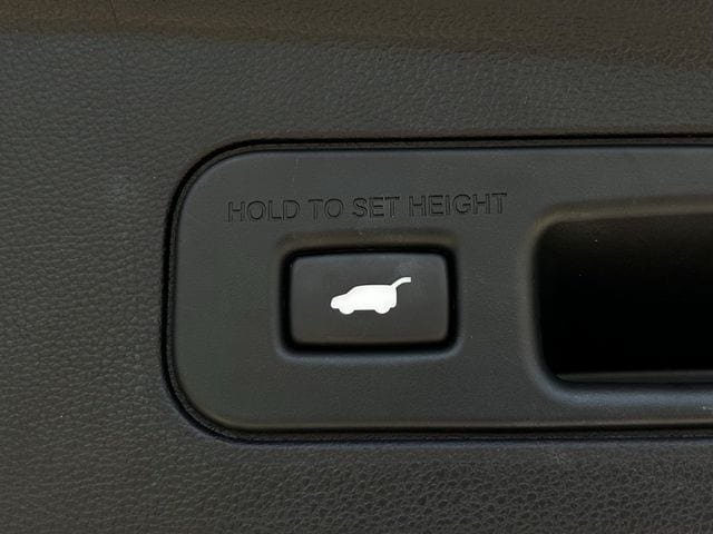 Certified 2024 Acura MDX FWD w/ Technology Package image 33