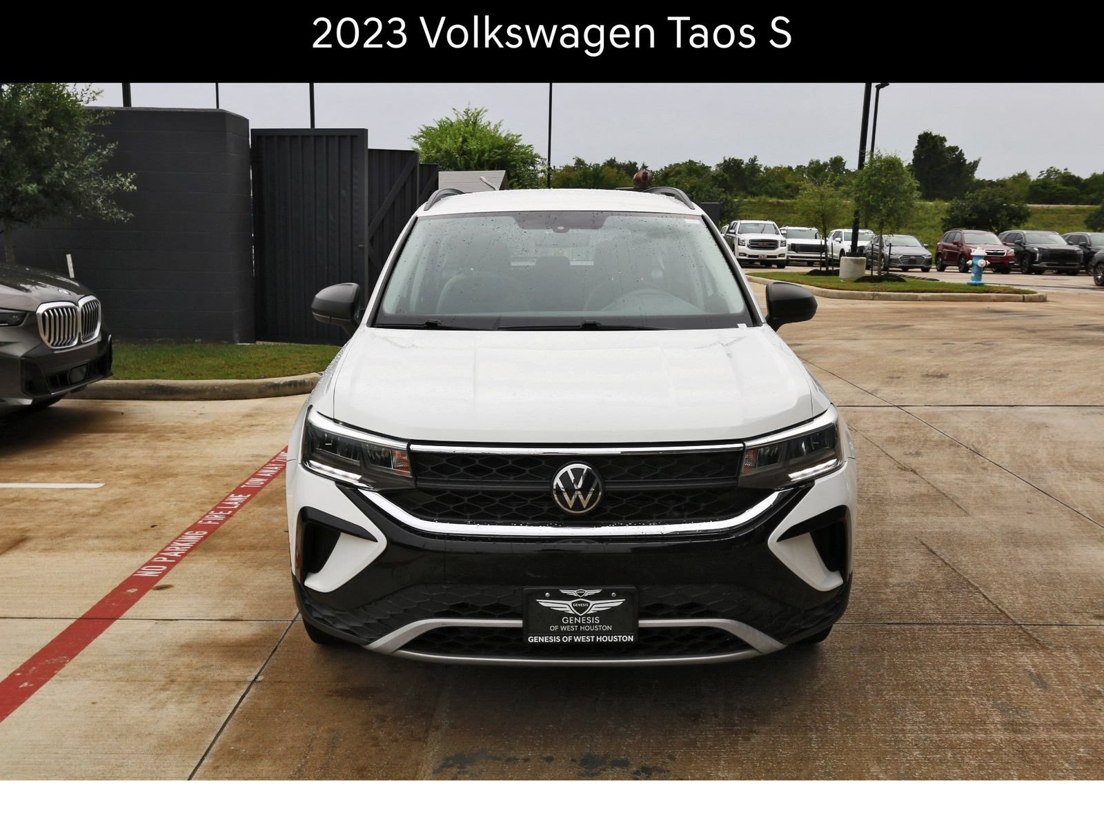 Used 2023 Volkswagen Taos S FWD image 2