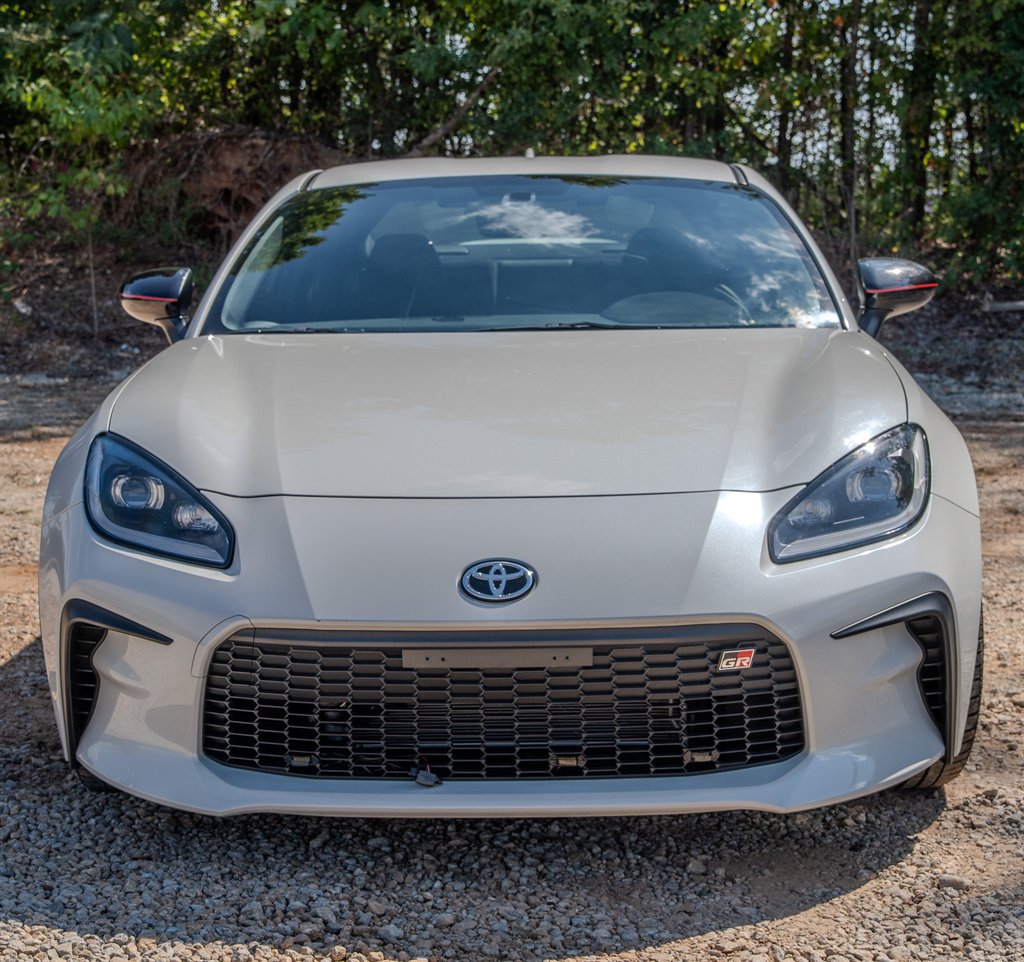 Used 2024 Toyota GR86 Premium RWD image 8
