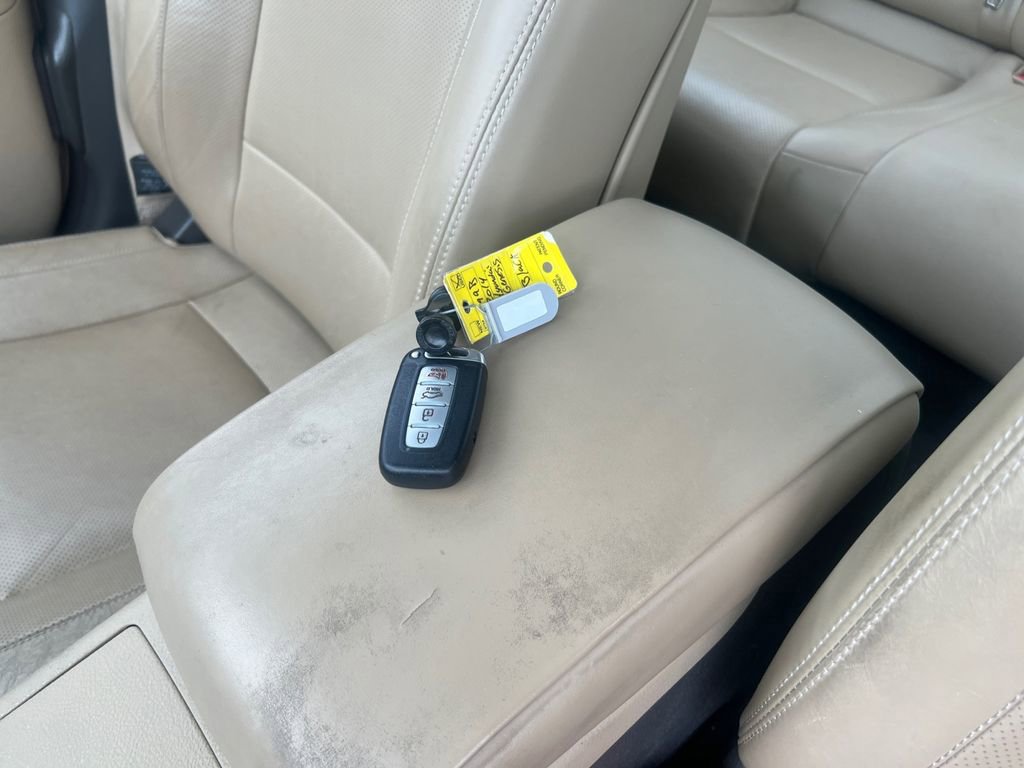 Used 2014 Hyundai Genesis 3.8 w/ Premium Package 02 image 26