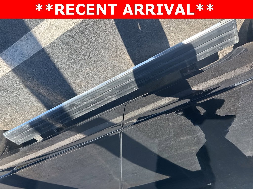 Used 2019 Cadillac Escalade Premium Luxury w/ Escalade Sport Edition image 2