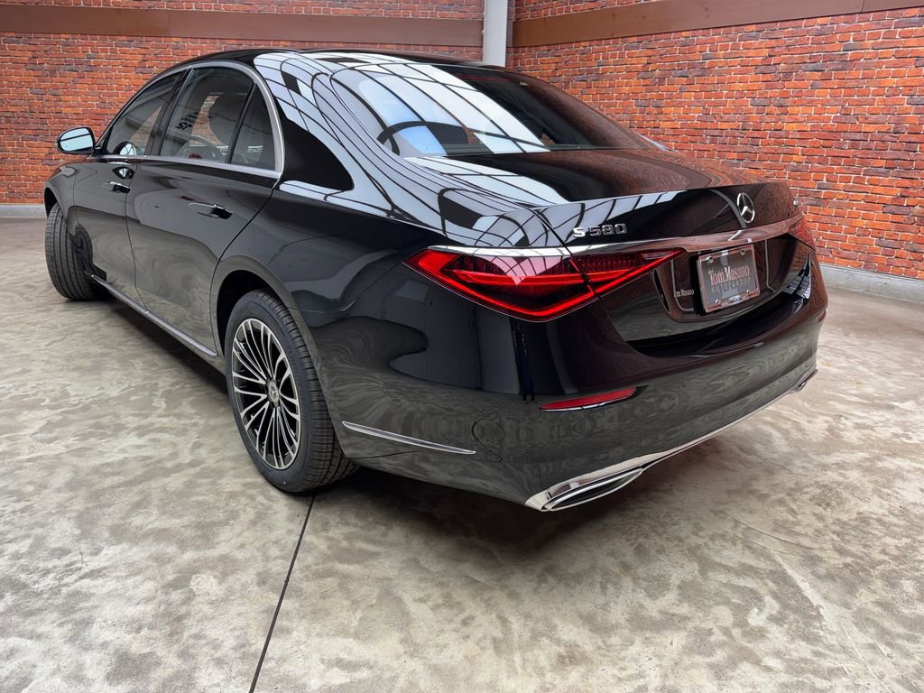 New 2026 Mercedes-Benz S 580 4MATIC Sedan image 2