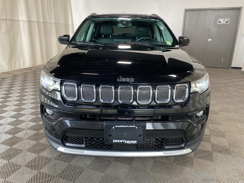Used 2022 Jeep Compass Limited image 2